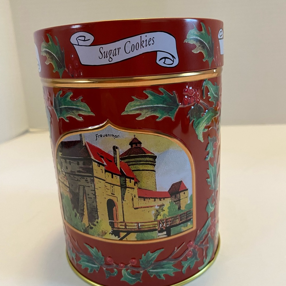 Lambertz German Sugar Cookie Musical Music Box  Red Tin Merry Little Christmas